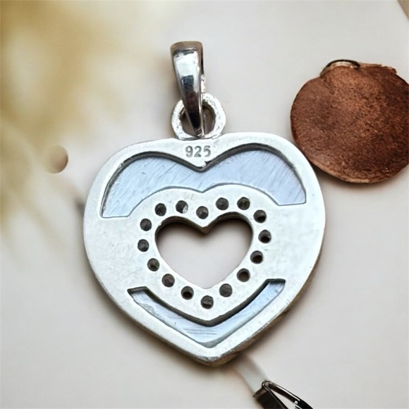 NWOT .925 Sterling Silver Mother of Pearl Pendant - Picture 2 of 2